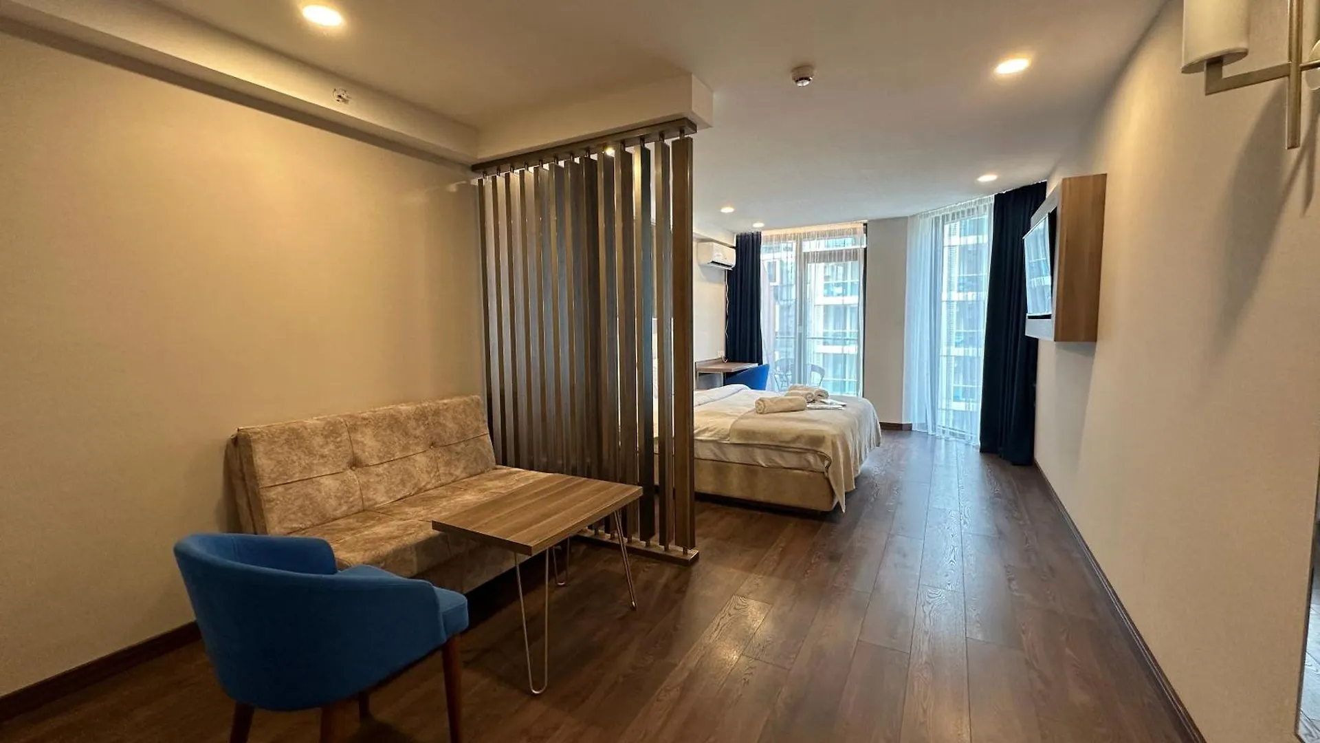 Seaside Sunny Apartments 95C Batumi Georgia