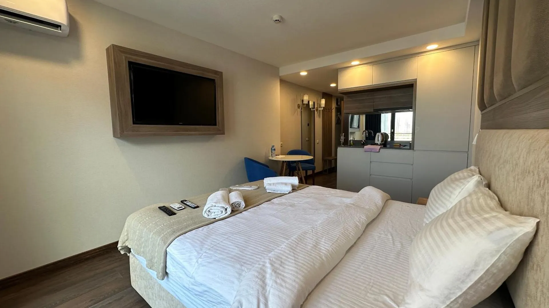 Seaside Sunny Apartments 95C Batumi