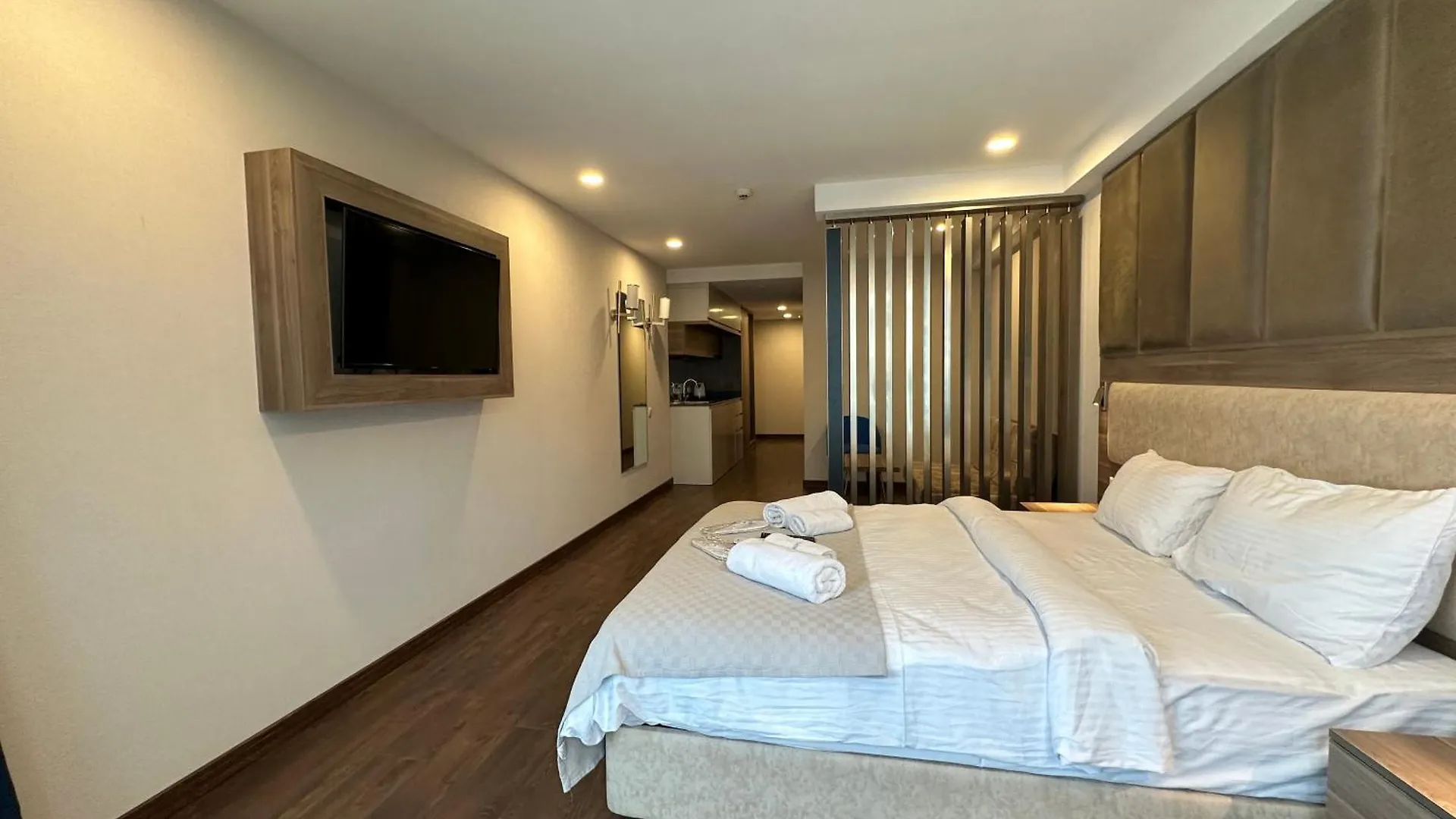 Seaside Sunny Apartments 95C Batumi 0*,